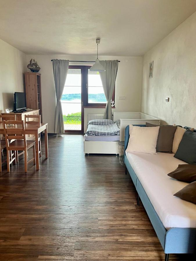 Apartman Plachetnice Frymburk nad Vltavou Exterior foto